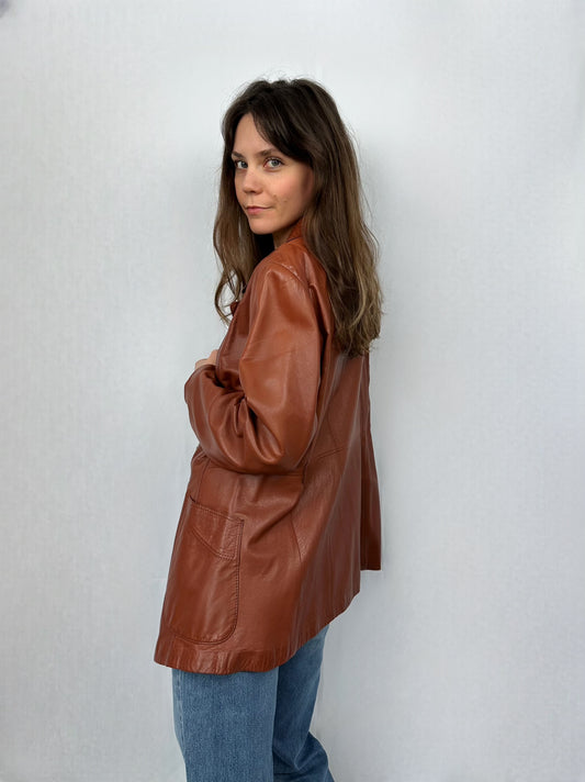 Blazer in vera pelle con cinturina in vita