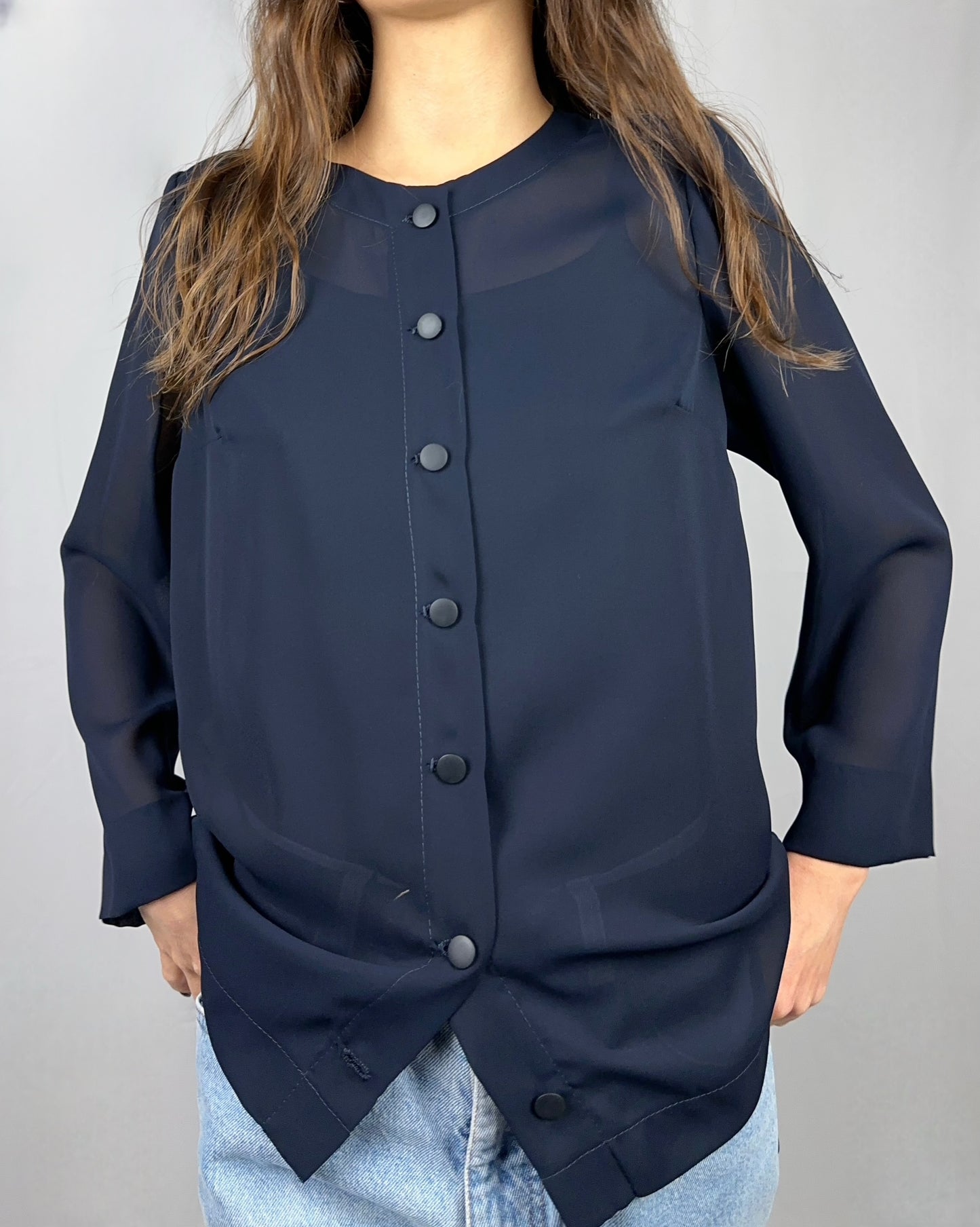 Camicia blu trasparente