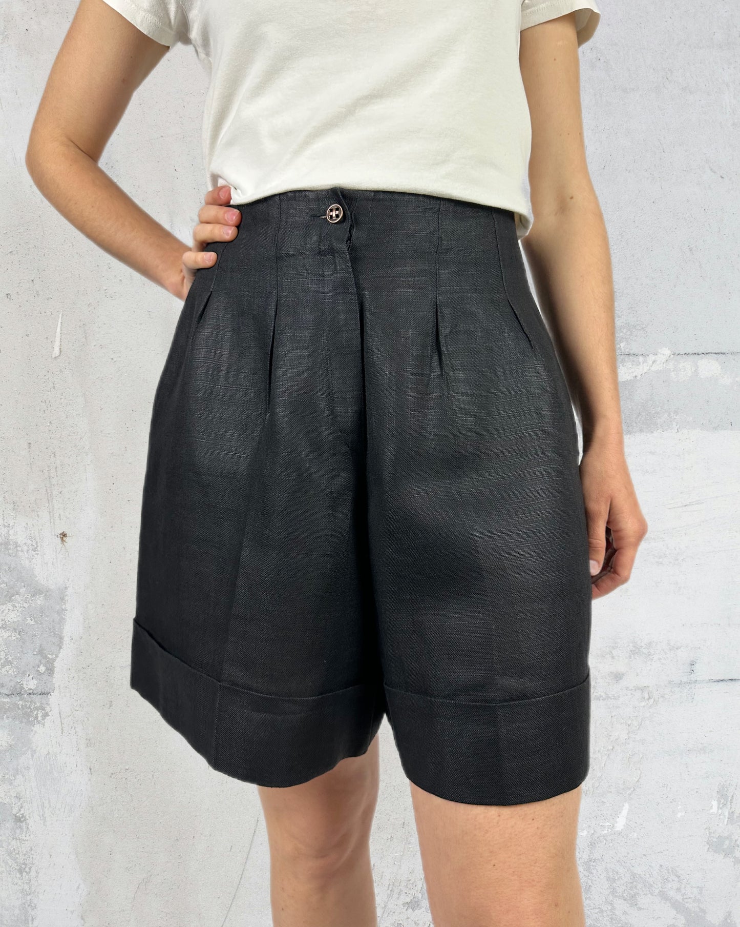 Shorts in puro lino