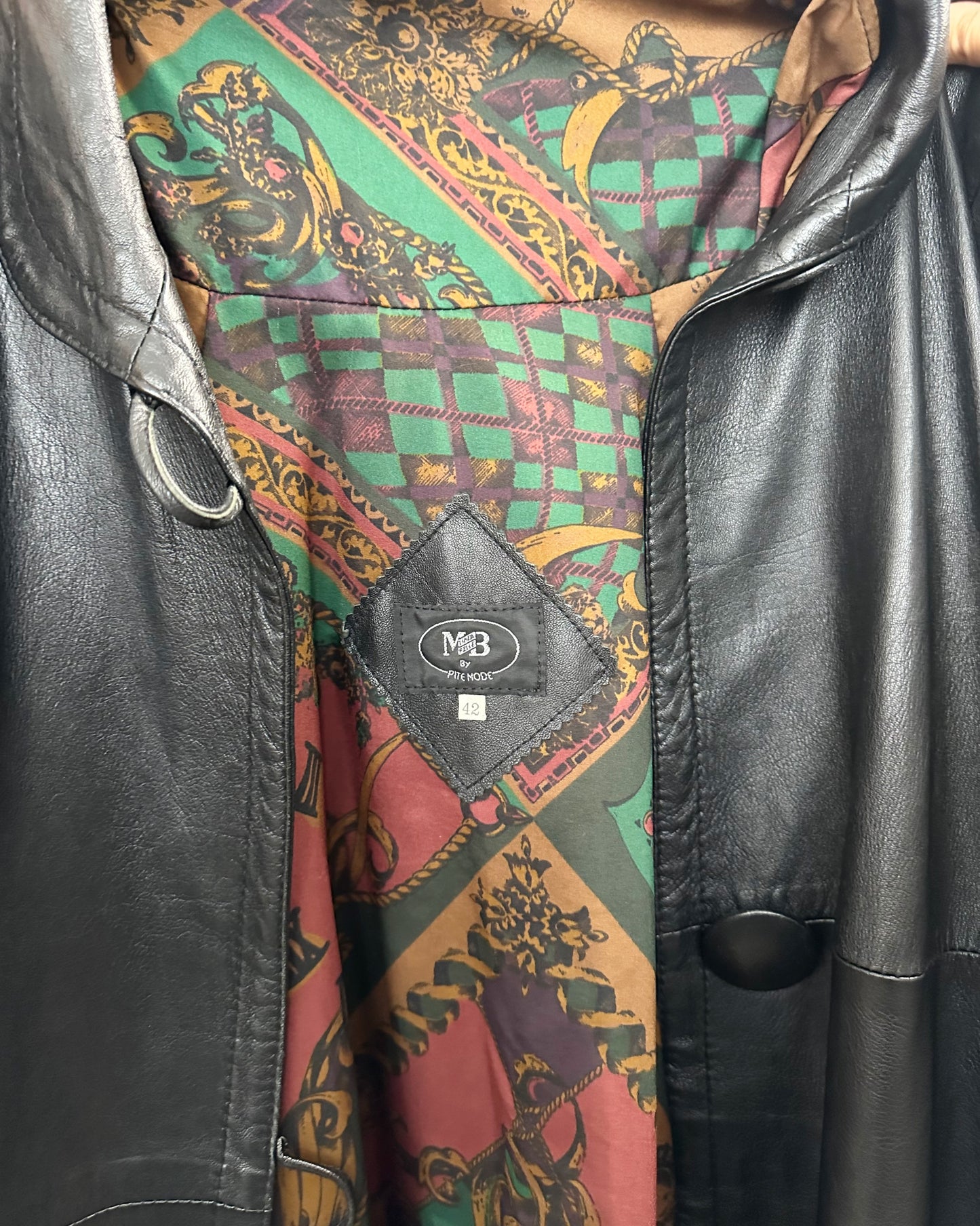 Trench drammatico in vera pelle