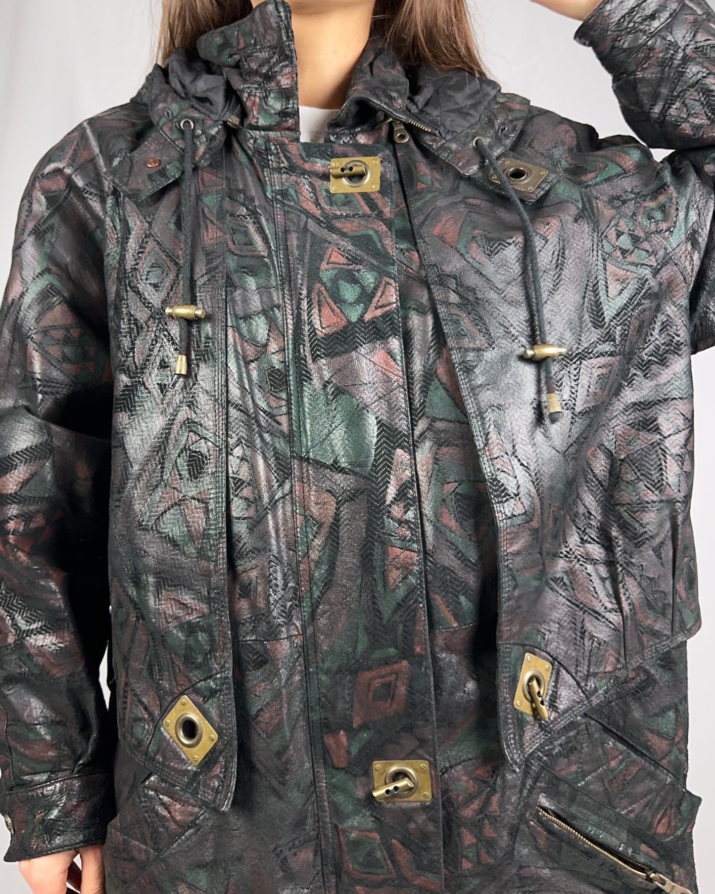 Giaccone astratto in vera pelle