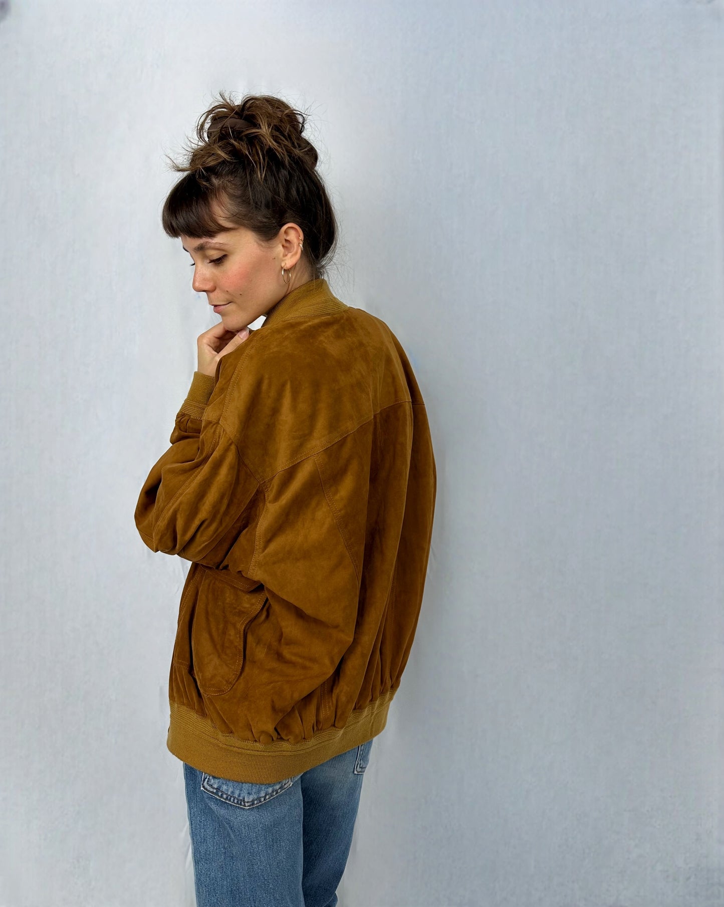 Bomber in suede