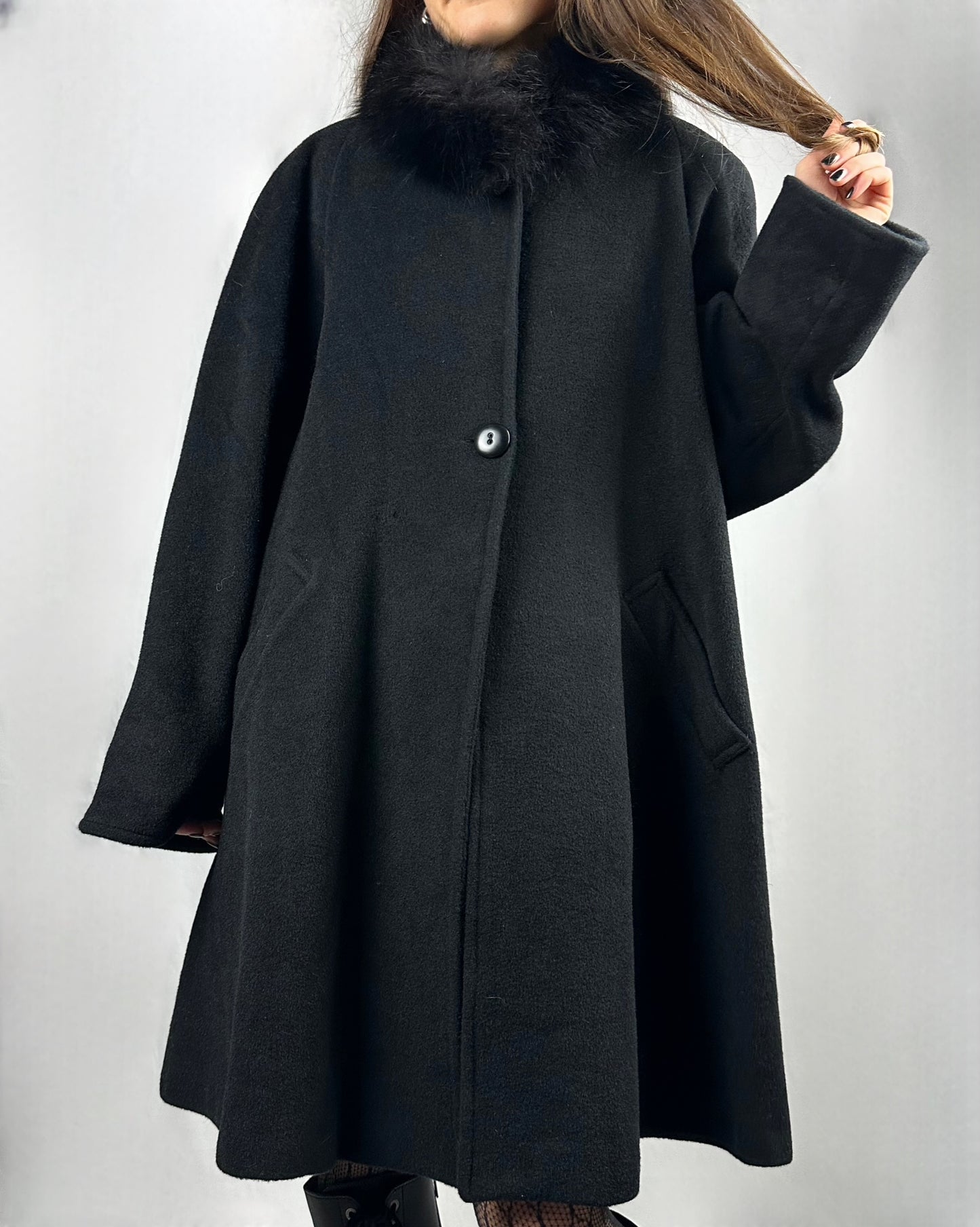 Cappotto raffinato in lana e mohair