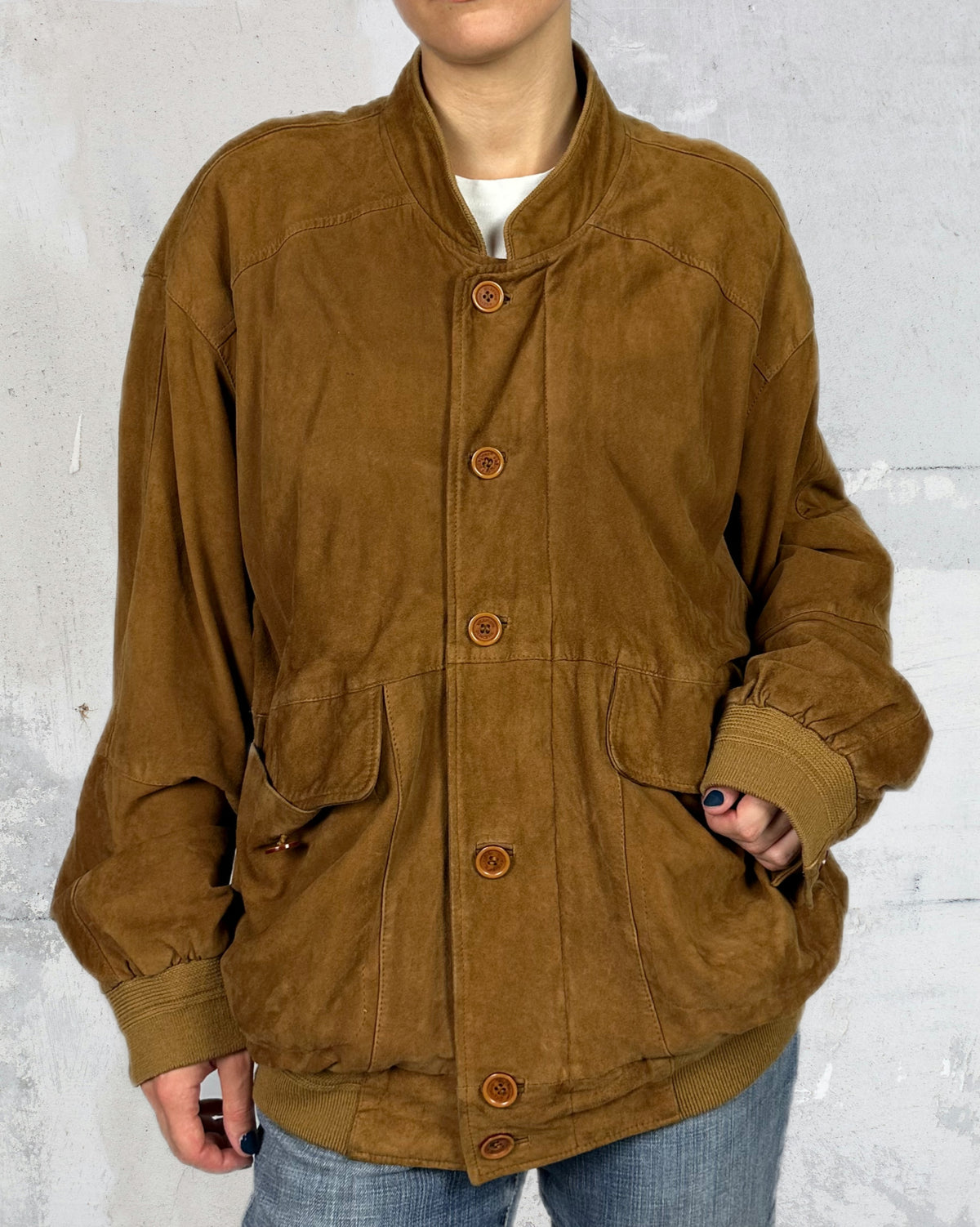 Suede bomber