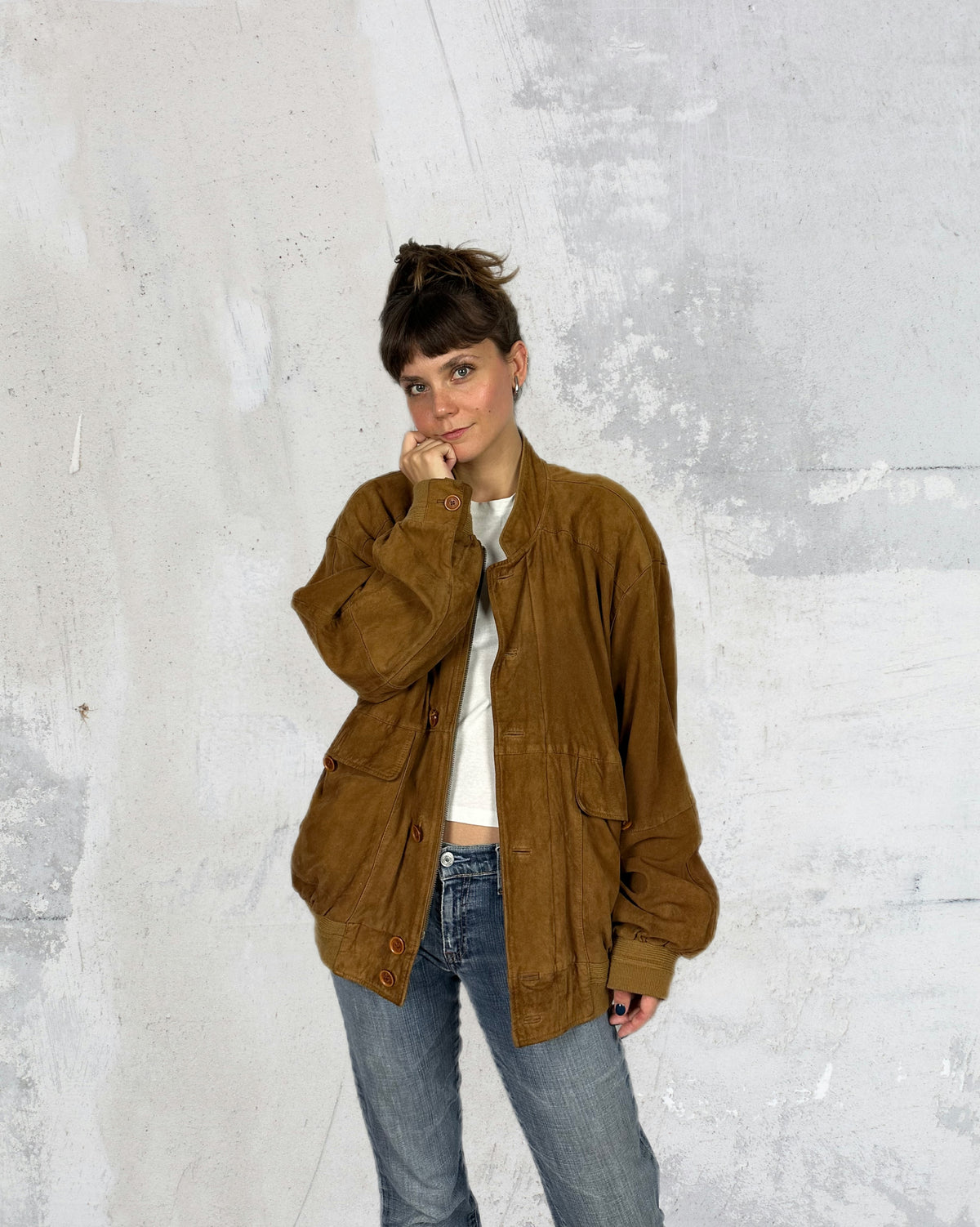 Suede bomber