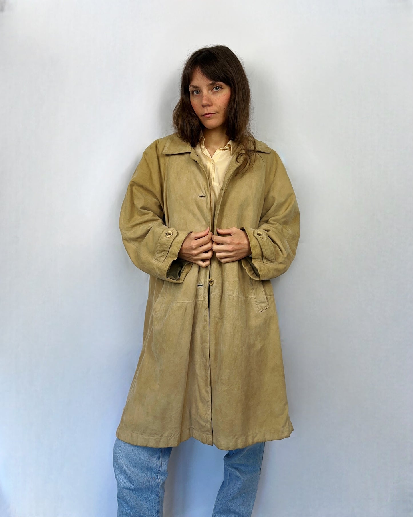 Trench in suede beige