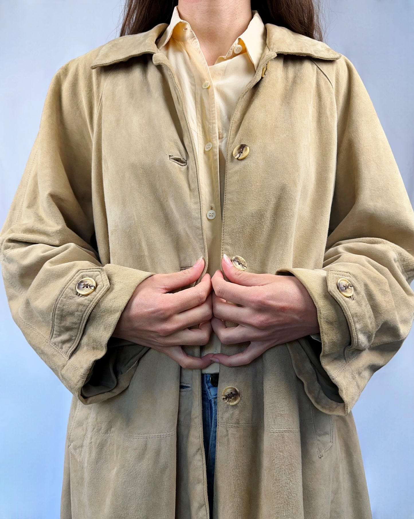 Trench in suede beige