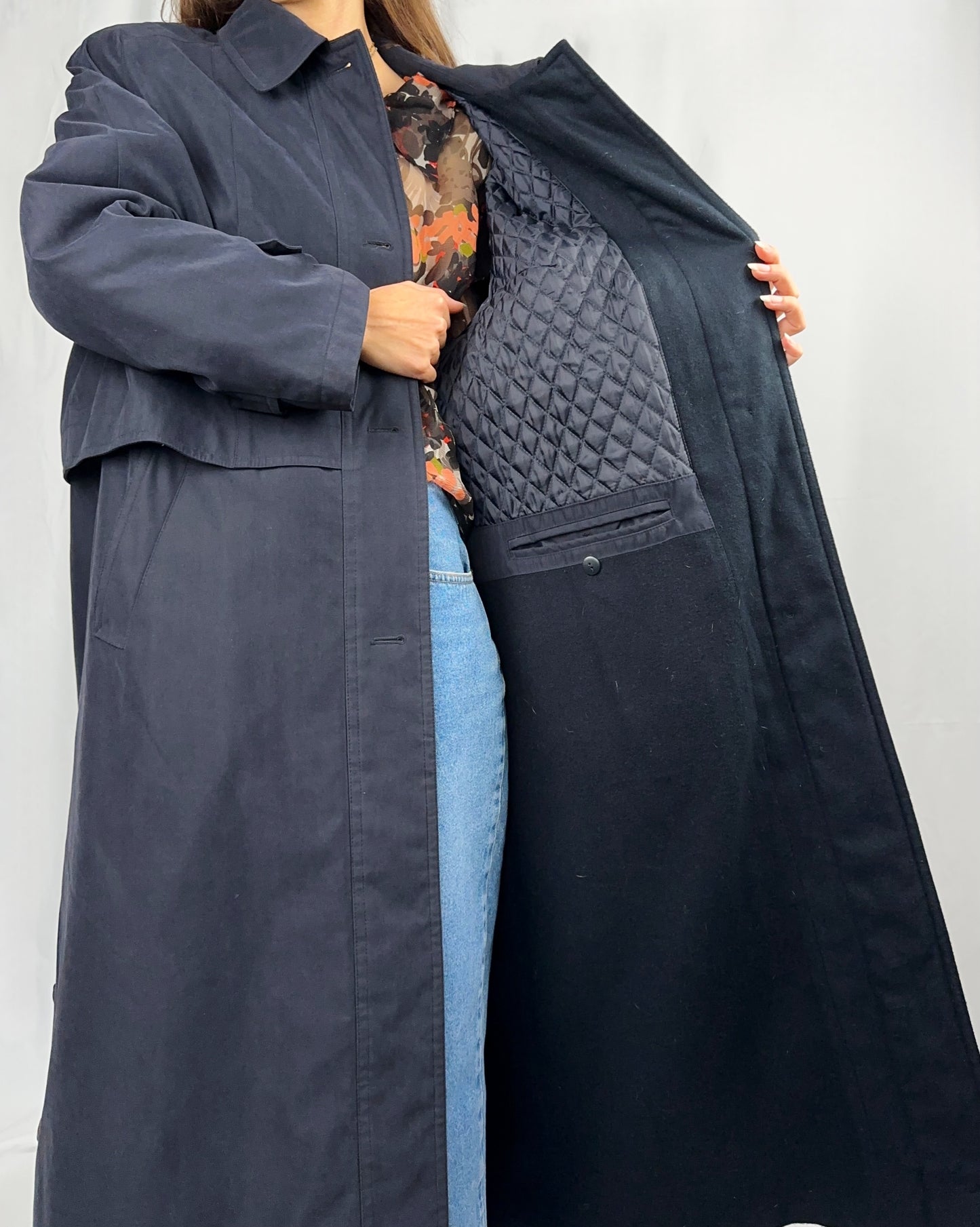 Trench blu scuro imbottito