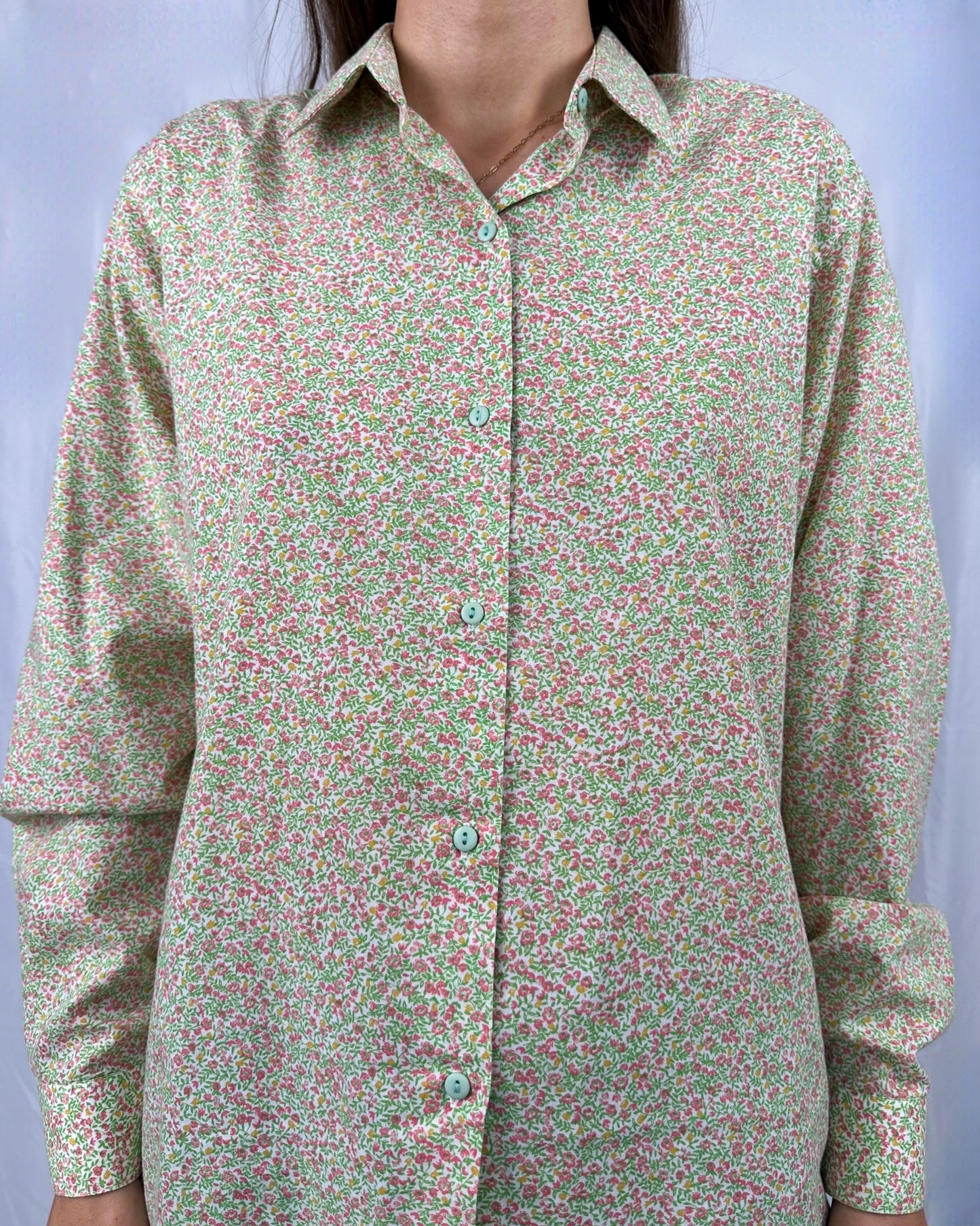 Camicia a fiorellini