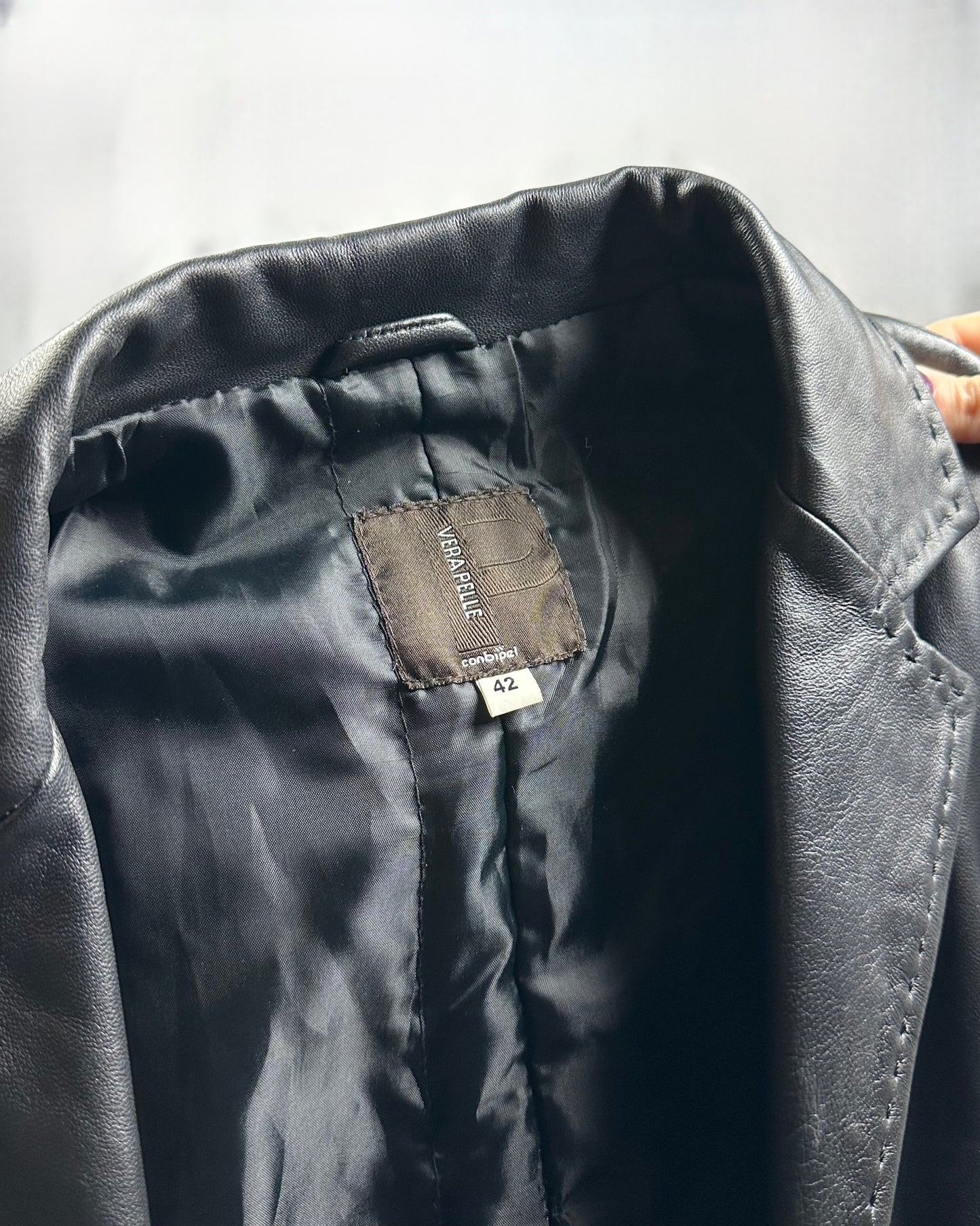 Trench corto in vera pelle