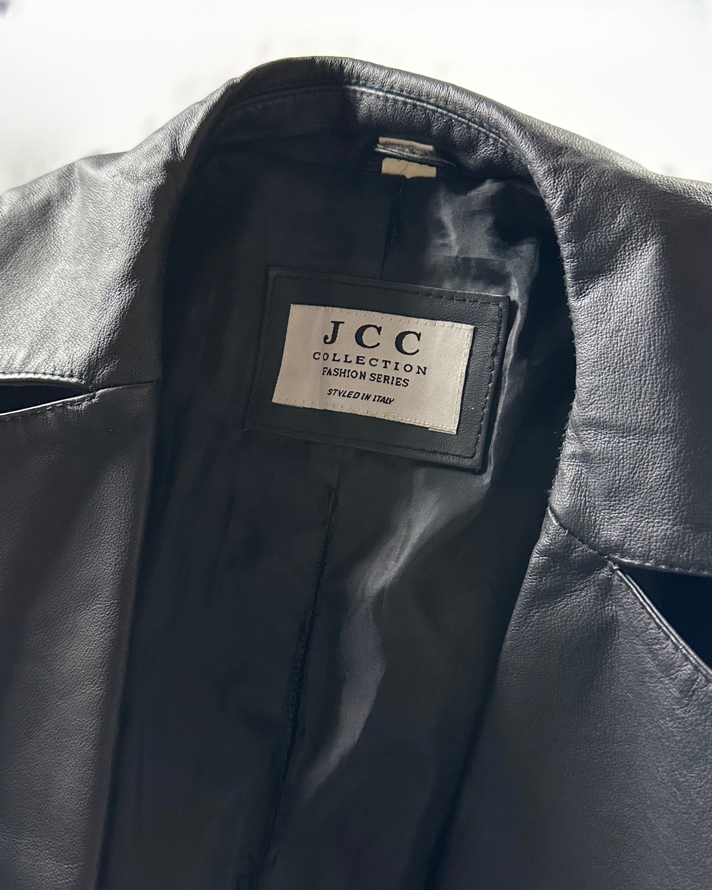 Trench in vera pelle