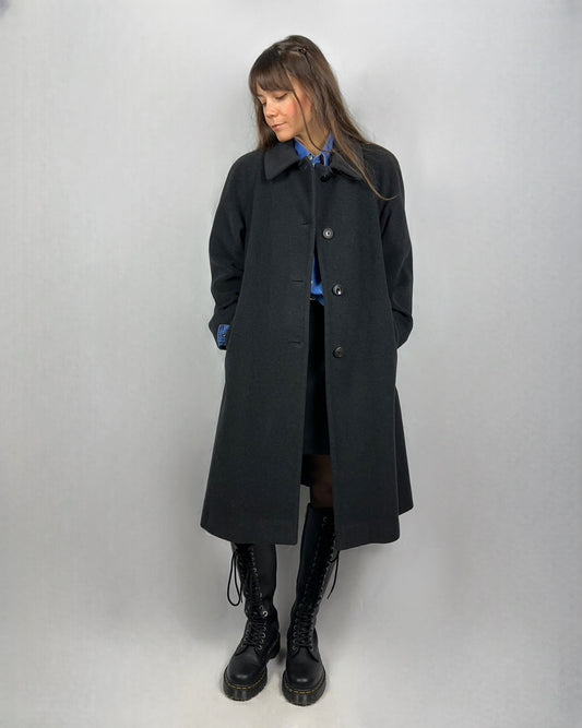 Cappotto grigio antracite in lana vergine