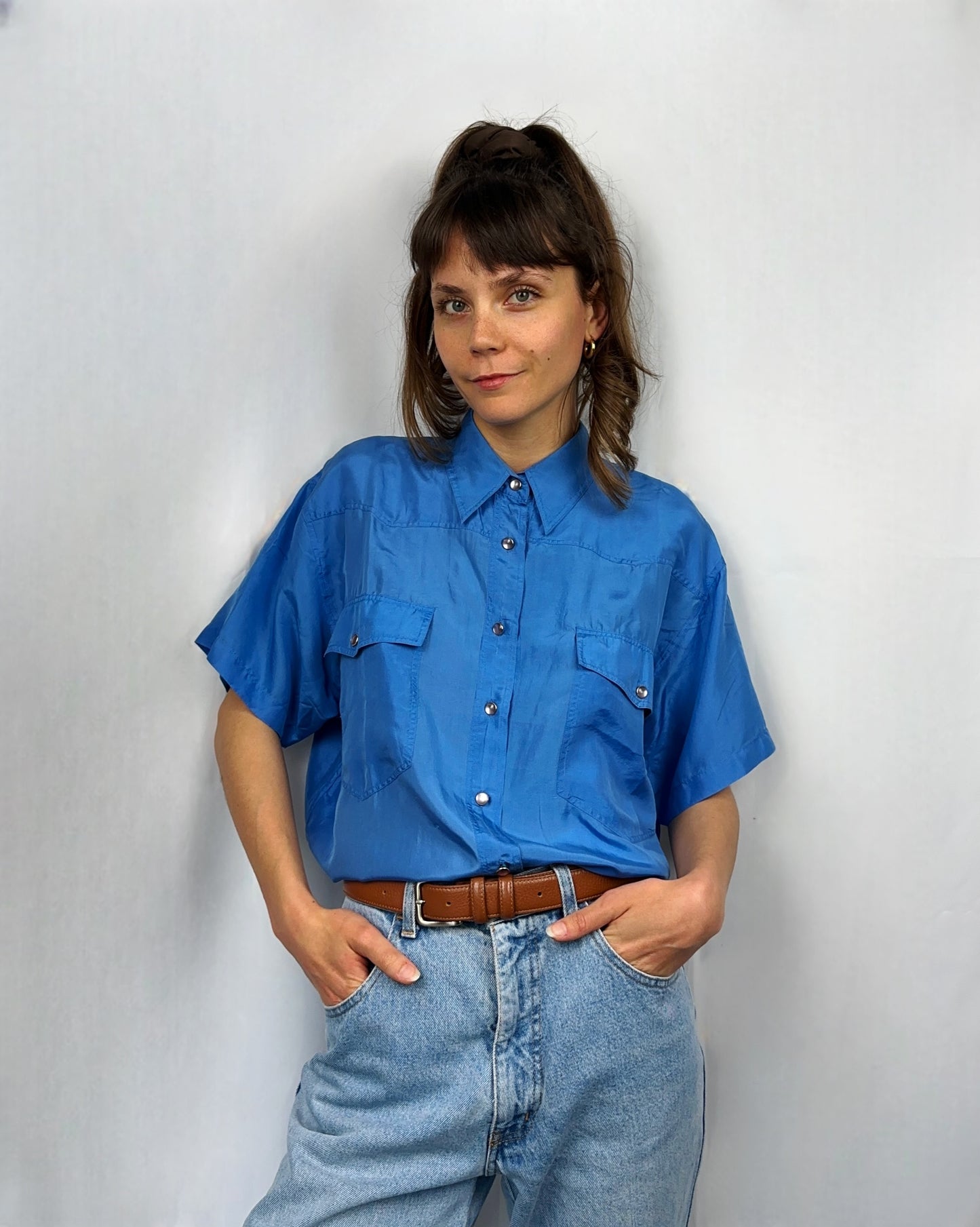 Camicia in pura seta celeste