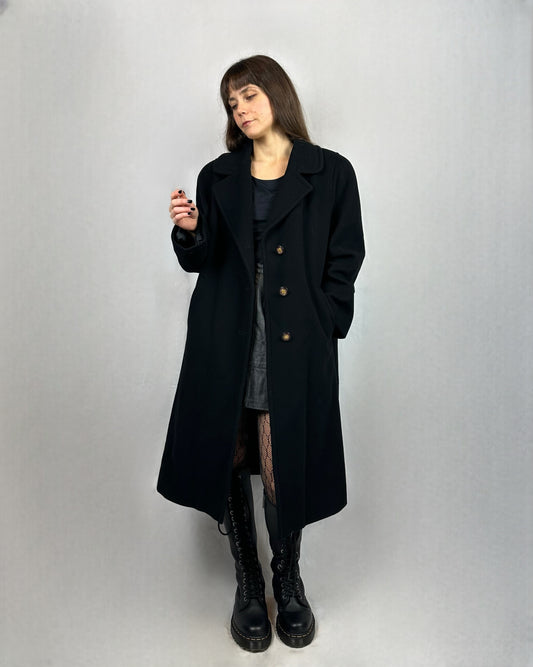 Cappotto nero in lana