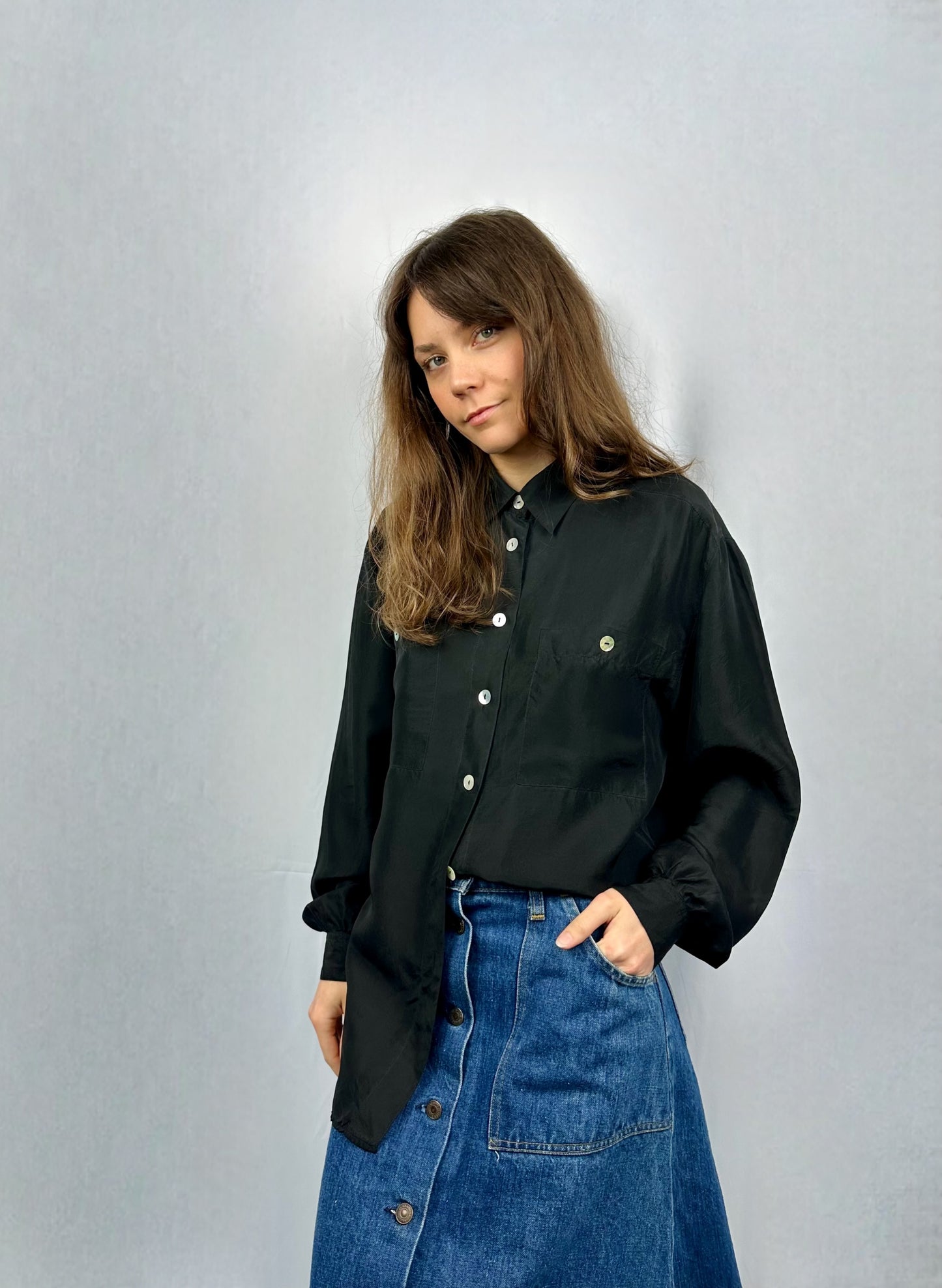 Camicia basic in pura seta nera