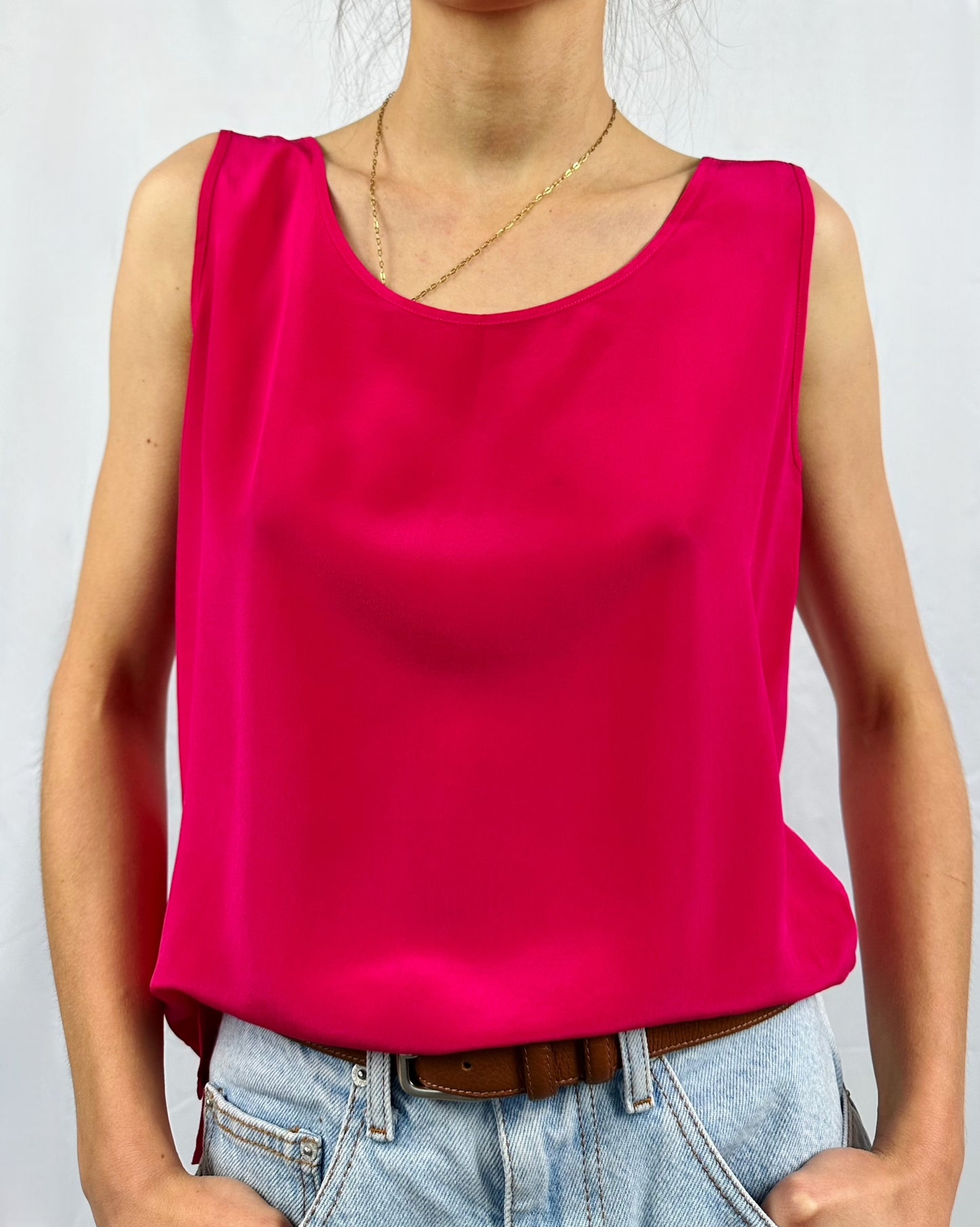 Canotta in pura seta fucsia