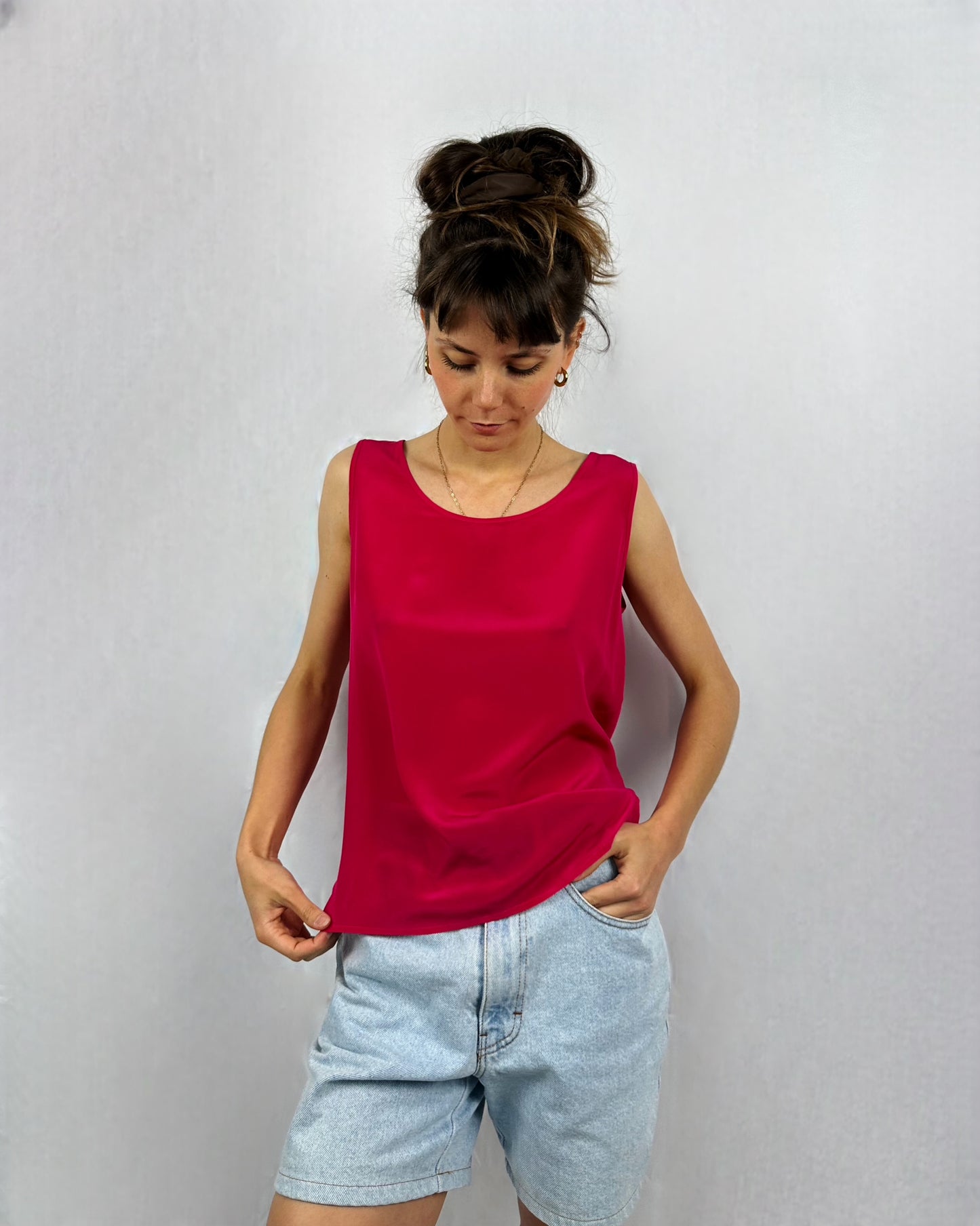 Canotta in pura seta fucsia